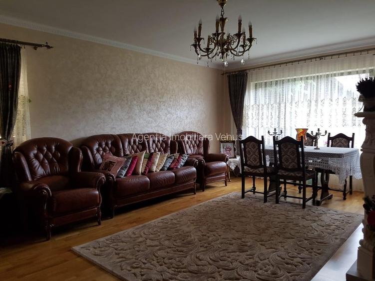 Casa cu etaj la str.Calea Nationala - 3