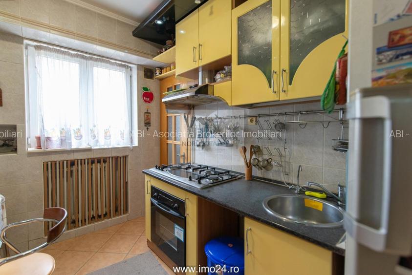 Unirii-Nerva Traian-Apartament 3 Camere bloc 2000 - 8