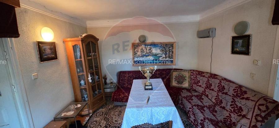 Casă / Vilă de vânzare/Ciuslea - 3