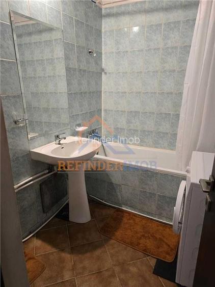Apartament de vanzare 2 camere, Bulevard Decebal - 6