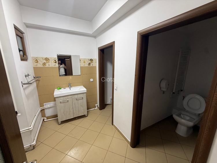 Inchiriez spatiu pretabil birouri sau alte activitati + 2 locuri de parcare sub - 9