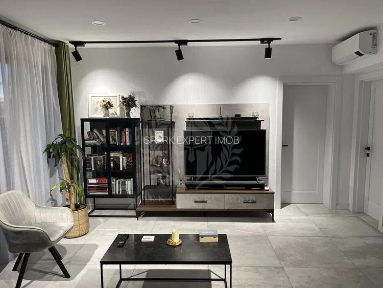 3 CAMERE // ALBERT // LUX // LOC DE PARCARE - 2