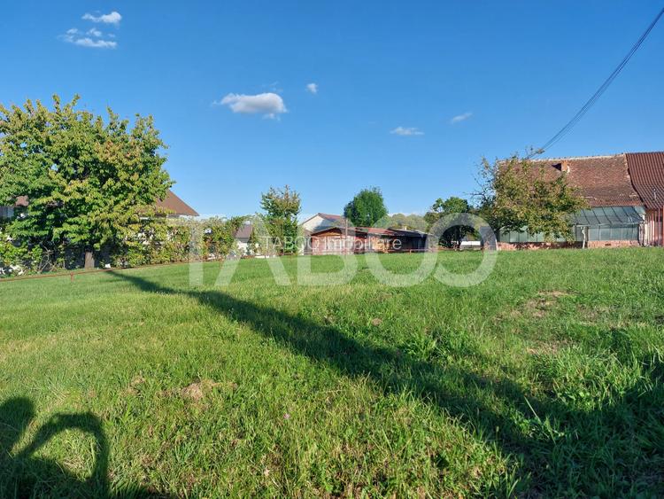 Teren intravilan 1298  mp PUZ toate utilitatile zona buna Cisnadie - 4
