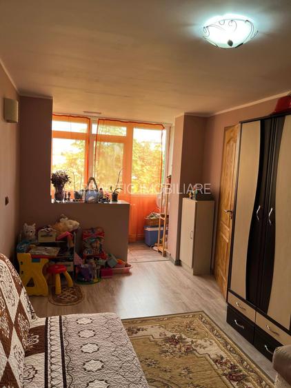 Apartament cu 4 camere in Micro 19 - 2
