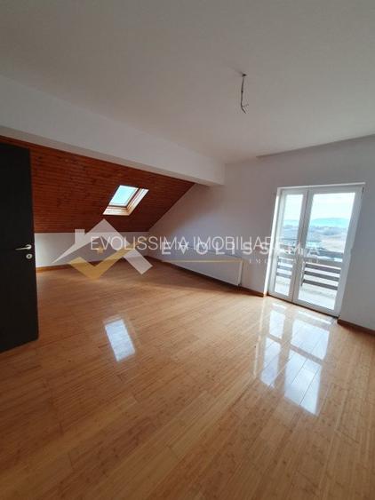 Apartament de trei camere la intrare in Bran - 11