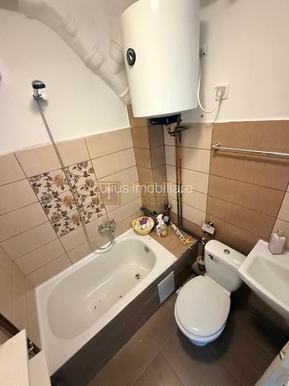 2 camere| vis a vis de Liceul Loga| zona superba, linistita| centrala proprie| - 12