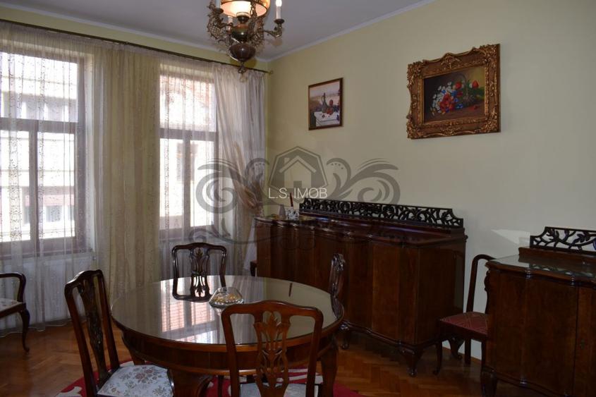 Vand casa deosebita ,cu 9 camere in Centrul Istoric Brasov - 10
