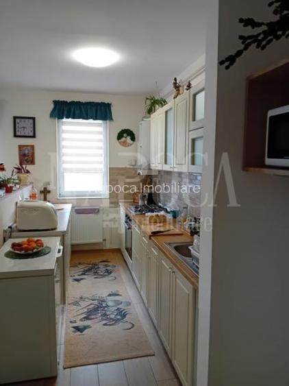 Apartament 3 camere de vanzare in Floresti - 2