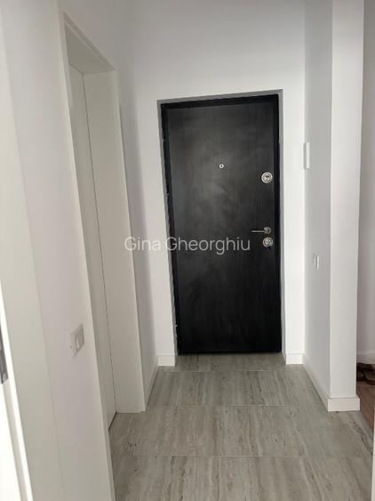 Închiriez apartament studio cu loc de parcare  - 3