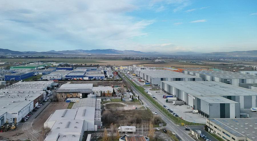 Teren intravilan Zona Industriala - Potential foarte ridicat - 10