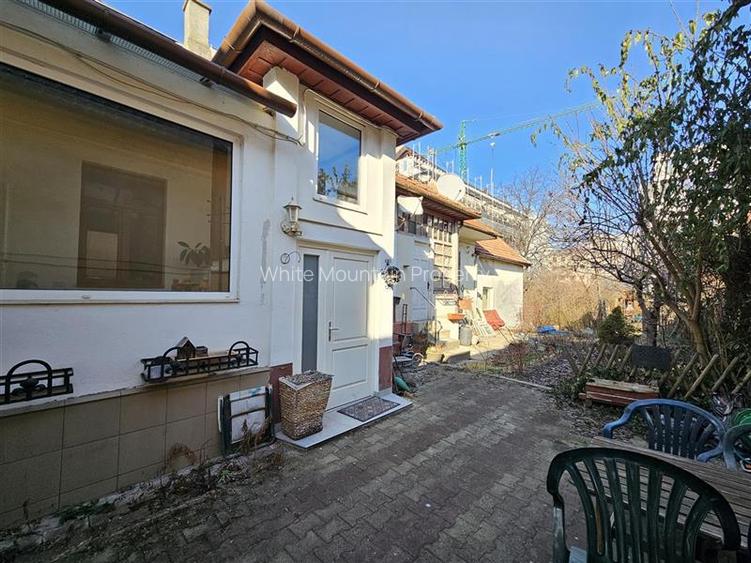 Corp de casa cu gradina proprie in Centrul Istoric - 6