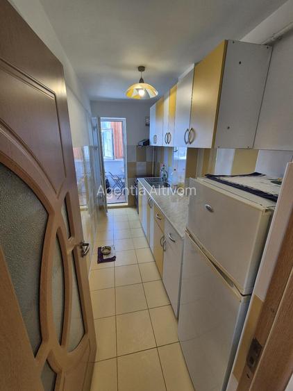 Apartament 2 decomandate Micro10 et4/10 centrala ,Mobilat si Utilat - 3