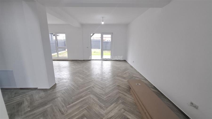 Casa Valea Lupului,4 camere,2 bai,Canalizare,Placa,0% comision - 3