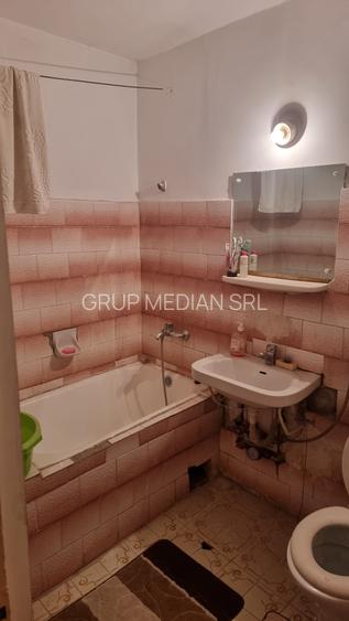 Garsonieră în zonă centrală, etaj 3 - 4
