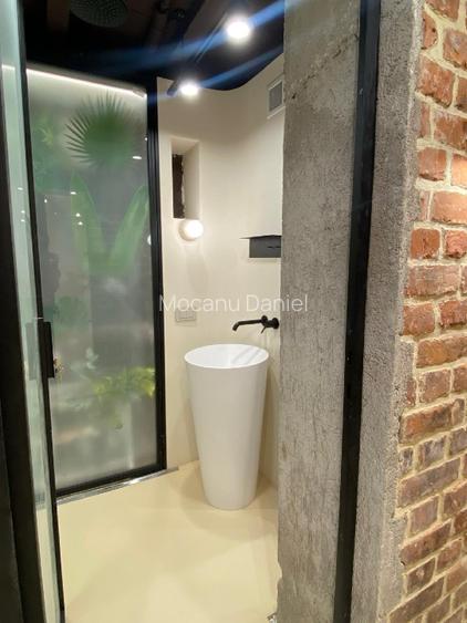 Birou, cabinet, galerie de arta. - 7