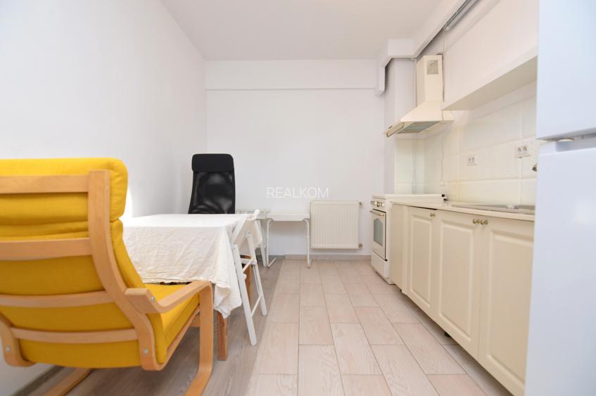 VANZARE GARSONIERA CALEA CALARASILOR – TEPES VODA - 9