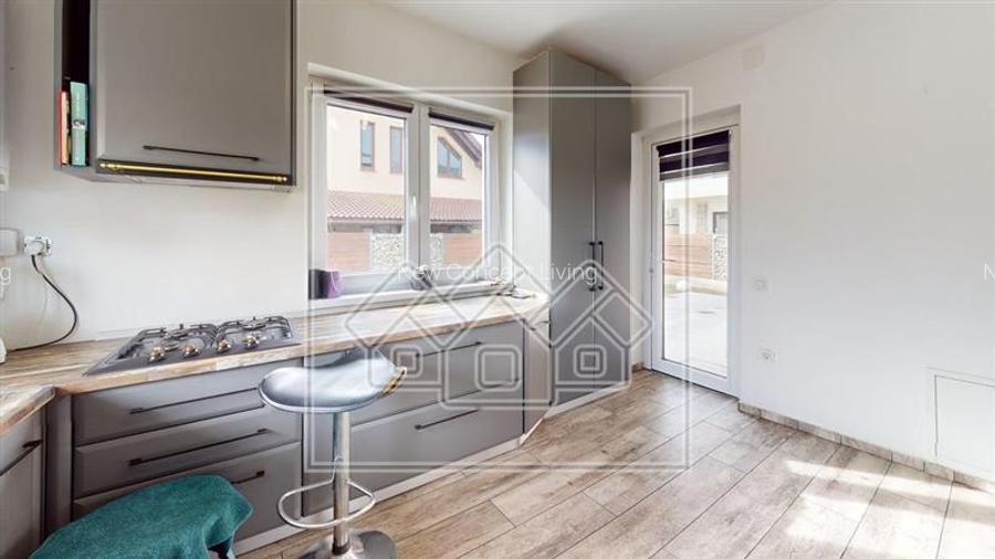 Casa de vanzare in Sibiu - 4 camere, panouri solare - - 23