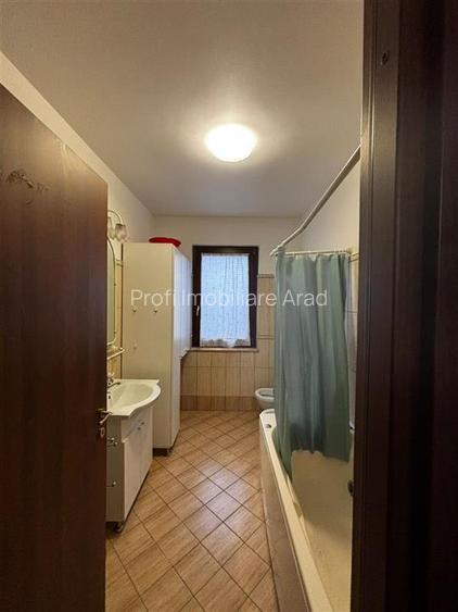 Inchiriez apartament 3 camere la casa, cartier Gai Arad - 8