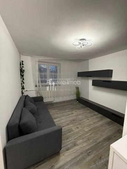 Apartament 2 camere semi-decomandat Salaj - 2