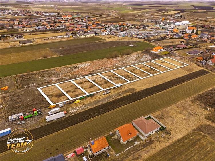 FILM! Terenuri intravilane de 680mp de vanzare, cu utilitati, Targu Secuiesc - 3