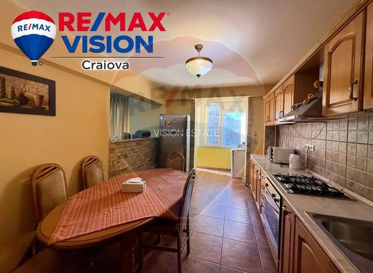 Apartament cu 4 camere de închiriat în zona 1 Mai - 6