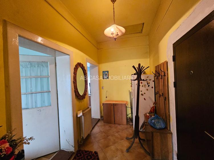 Ap în casă cu 2 ap, curte comună și grădină, C Bogdăneștilor, comision 0% - 7