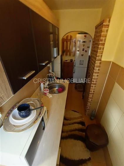 Mobilat si Utilat, Ap 2 Cam, conf II, zona Viziru 2 - 5