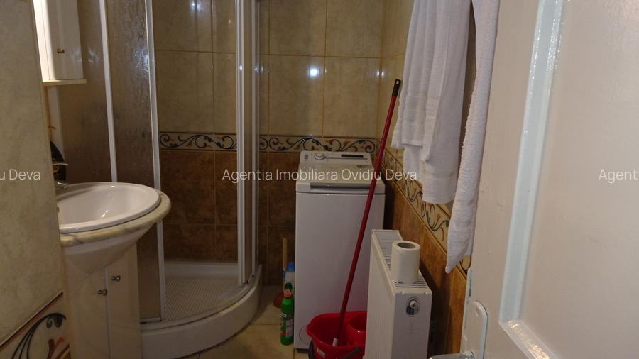 Vand apartament 2 camere in Deva, zona Al. Patriei, etaj 3, - 4