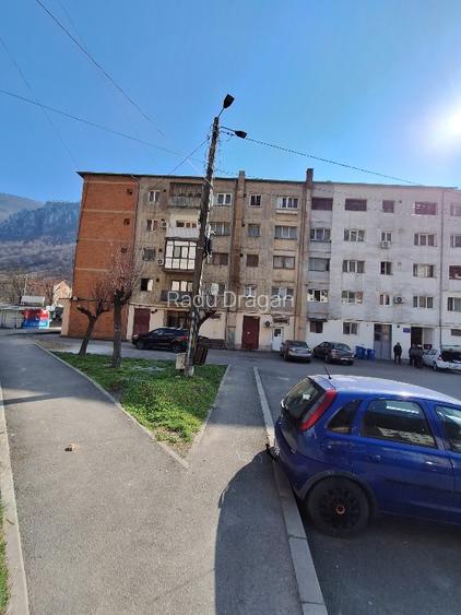 Apartament de vânzare în Băile Herculane - 3