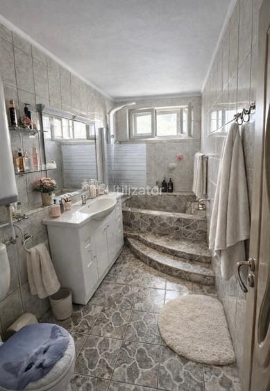 Apartament de vanzare utilat complet renovat - 5