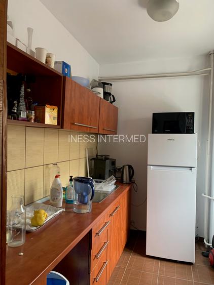 | spatiu in cladire de birouri | 3 camere | Tineretului - Timpuri Noi | - 9