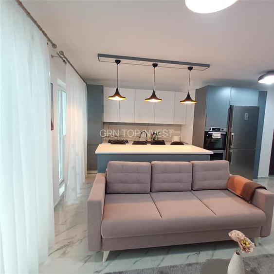 Apartament modern 3 camere terasa si parcare zona centrala - 2