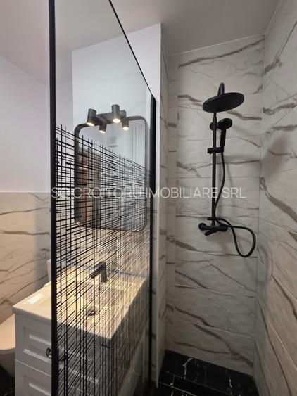 Vanzare apartament modern - 3 camere decomandate - Titulescu /Piata Victoriei - 15