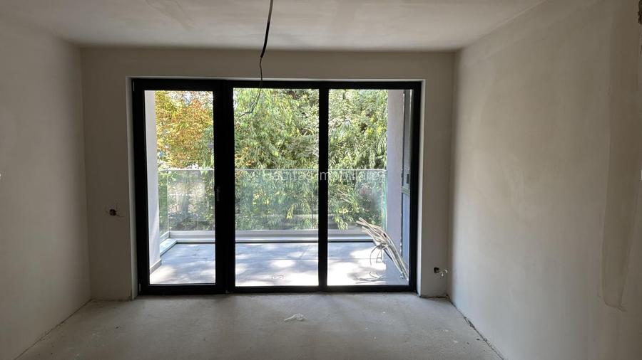 3 camere central, bloc nou 2025, 67 mp, etaj 1 - 2