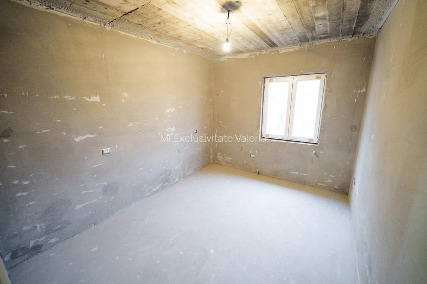 Casa la gri - Romanesti - 14