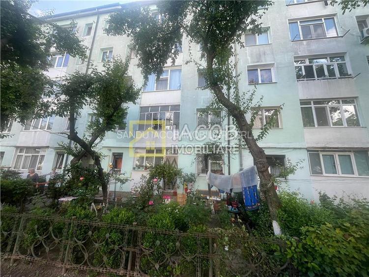 Apartament cu 3 camere, etajul 1, str. Milcov, Bacau - 4