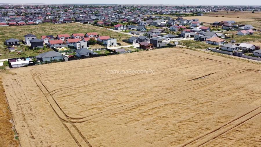 Teren Intravilan In Rate Com Berceni | utilitati: curent, drum | #UG16 - 6