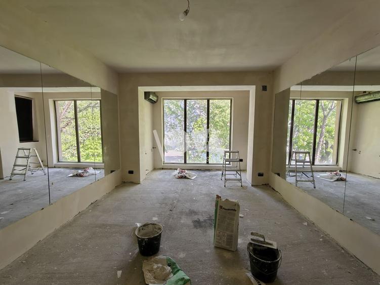 De închiriat: casa Parter+2Etaje-  7 camere- Kogalniceanu - 4