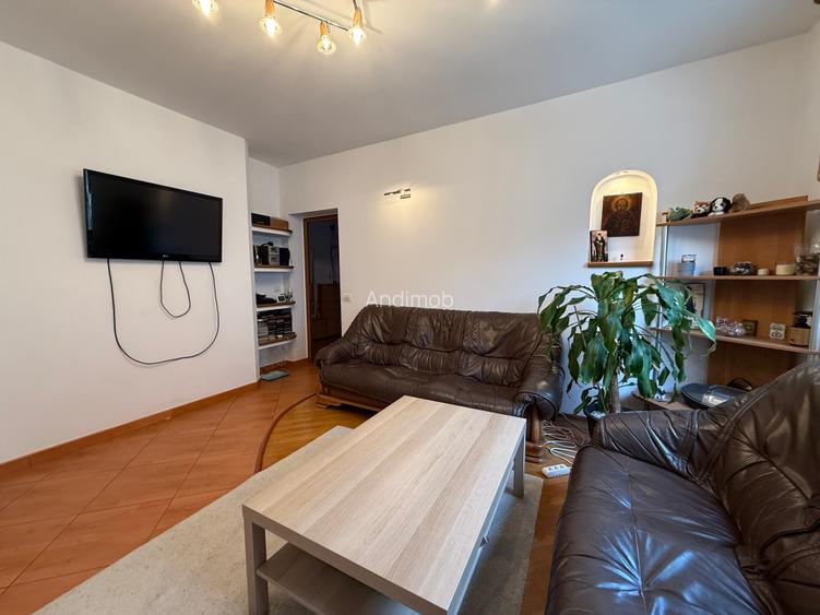 Vanzare 2 apartamente cu curte si terasa - 7