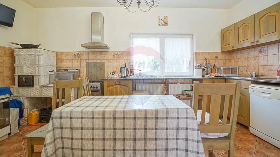 Pensiune de Vanzare in Moieciu de Sus | Comision 0% - 20