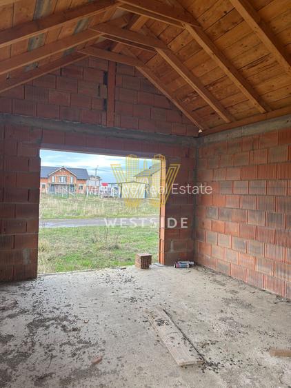 Vila de vanzare, in Carpinis - 21