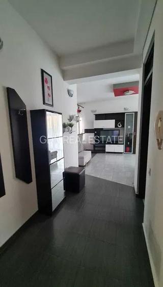 Oportunitate! Penthouse de 60 mp. + teraasă de 60 mp., car. Europa - 8