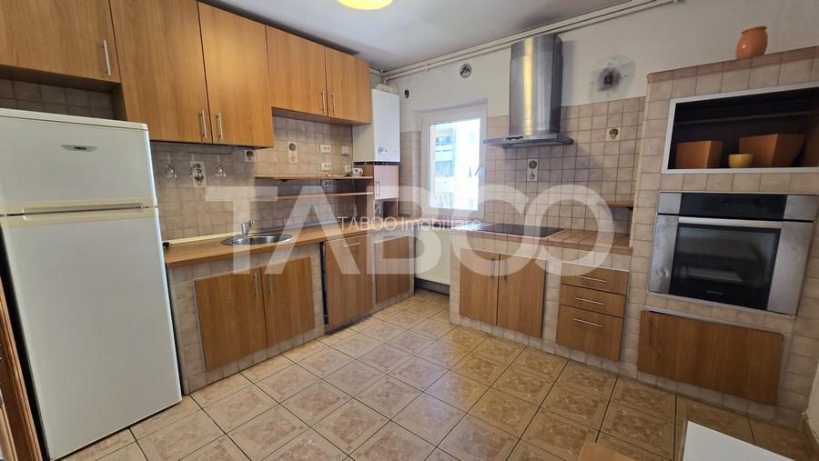 Apartament de vanzare 3 camere decomandat 2 bai 73 mpu Terezian - 9