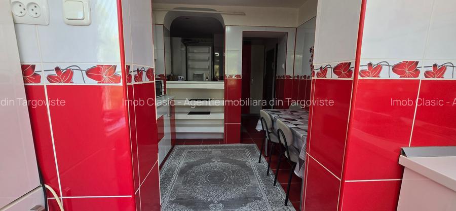 Micro  3 Târgoviște,  vânzare apartament 3camere, Etaj 1 - 23