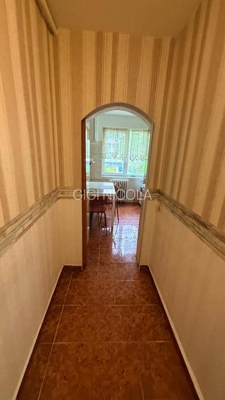 DRISTOR-METROU, 2 camere, etaj 1, decomandat, mobilat 420 euro - 9