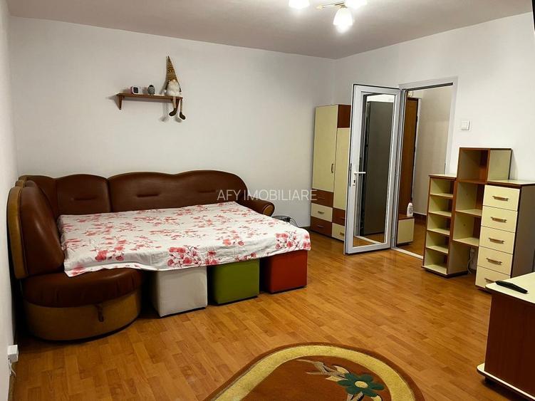 Închiriez garsoniera- zona Berceni - 2