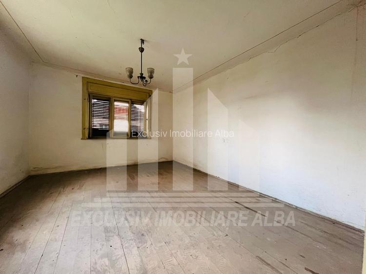 Casa individuala | De vanzare | 70 mp | 1098 mp teren | Barabant - 2