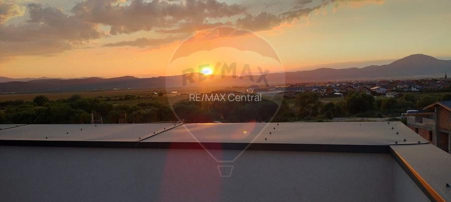 Apartament panoramic de închiriat în Râșnov– liniște, munți și apusuri - 20