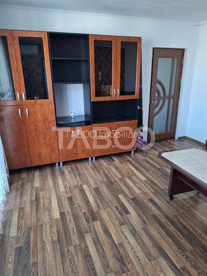 Apartament 2 camere de inchiriat semidecomandat 46 mp zona Terezian - 8