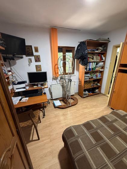 Casă pe parter cu teren 200 m.p Zona Sălaj - 13